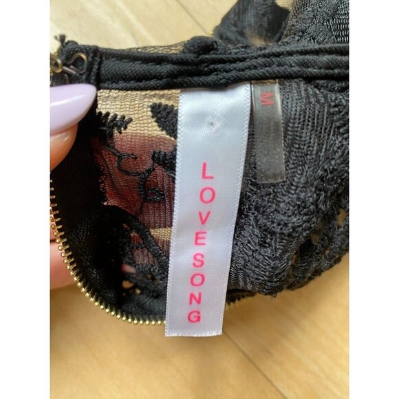 Lovesong women black lace short sleeve top sz Medium - Picture 4 of 5